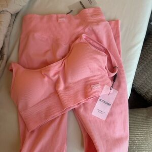 NVGTN Blush Ribbed Workout Set